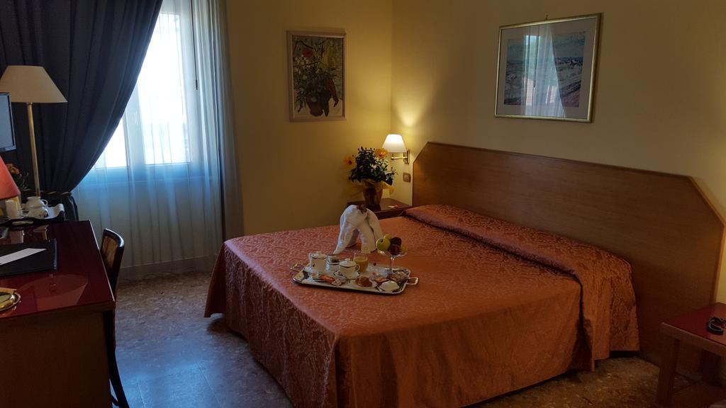 Nuovo Albergo Chieti Exterior foto